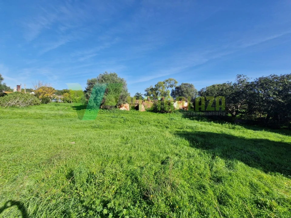 Terreno Misto para Venda em Bensafrim e Barão de São João Foto 16