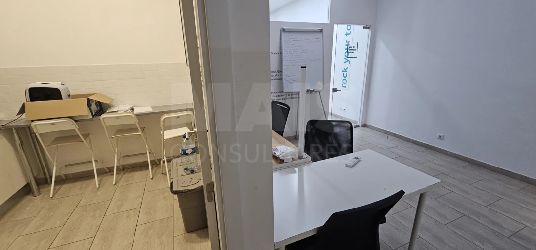 Loja para Venda em Carregado e Cadafais Foto 5