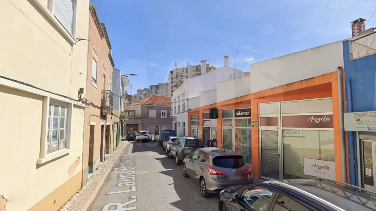 Loja para Venda em Carregado e Cadafais Foto 2