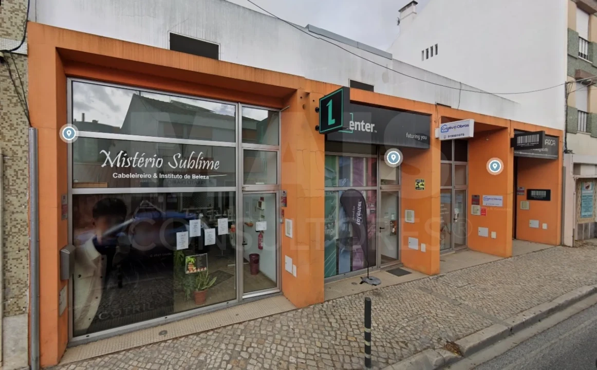 Loja para Venda em Carregado e Cadafais Foto 1