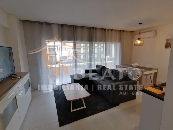 Apartamento T2 para Arrendamento férias em Portimão Foto 6