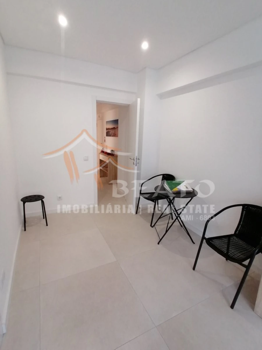 Apartamento T2 para Arrendamento férias em Portimão Foto 10