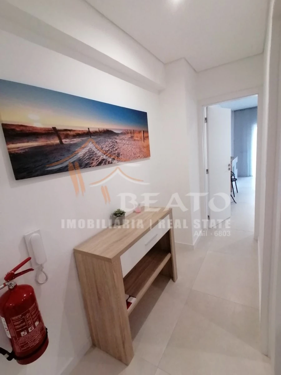 Apartamento T2 para Arrendamento férias em Portimão Foto 11