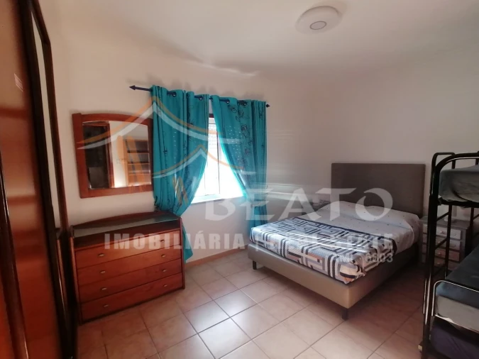 Apartamento T2 para Arrendamento férias em Portimão Foto 14