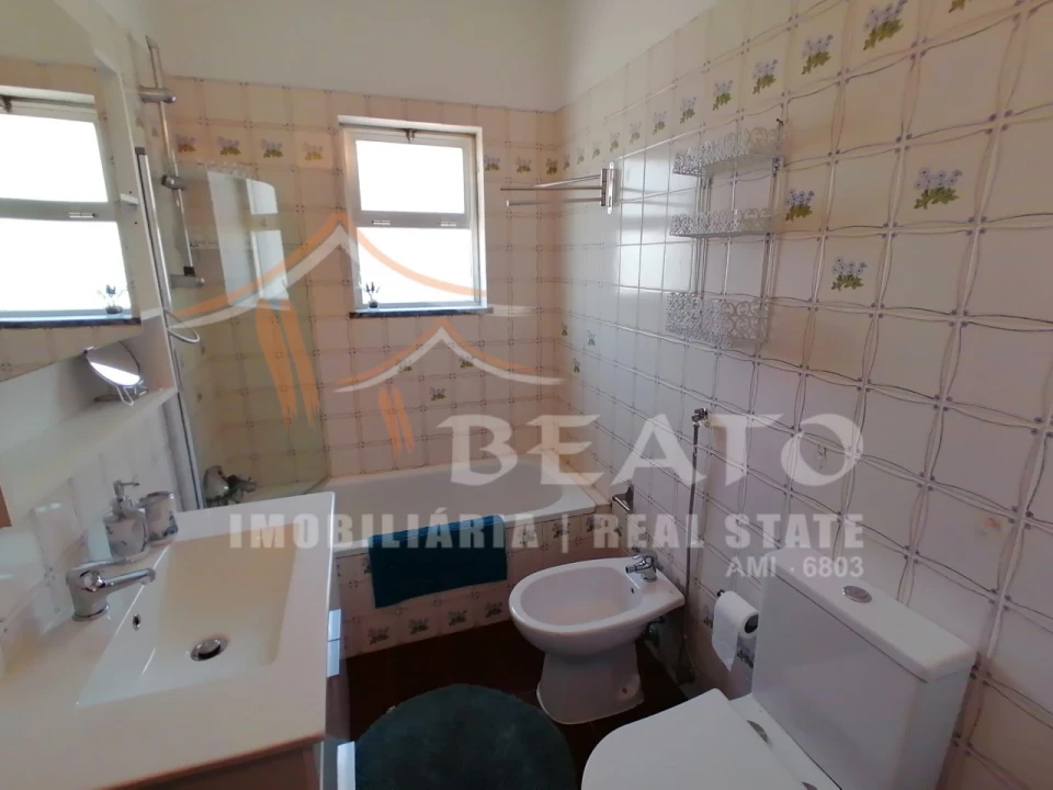 Apartamento T1 para Arrendamento férias em Portimão Foto 14