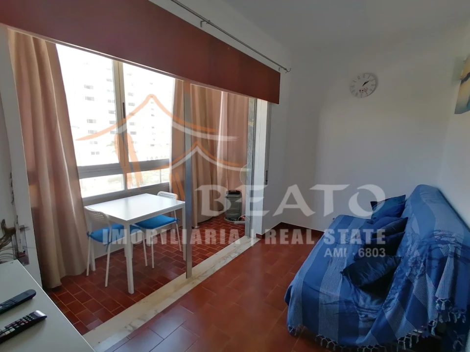 Apartamento T1 para Arrendamento férias em Portimão Foto 5