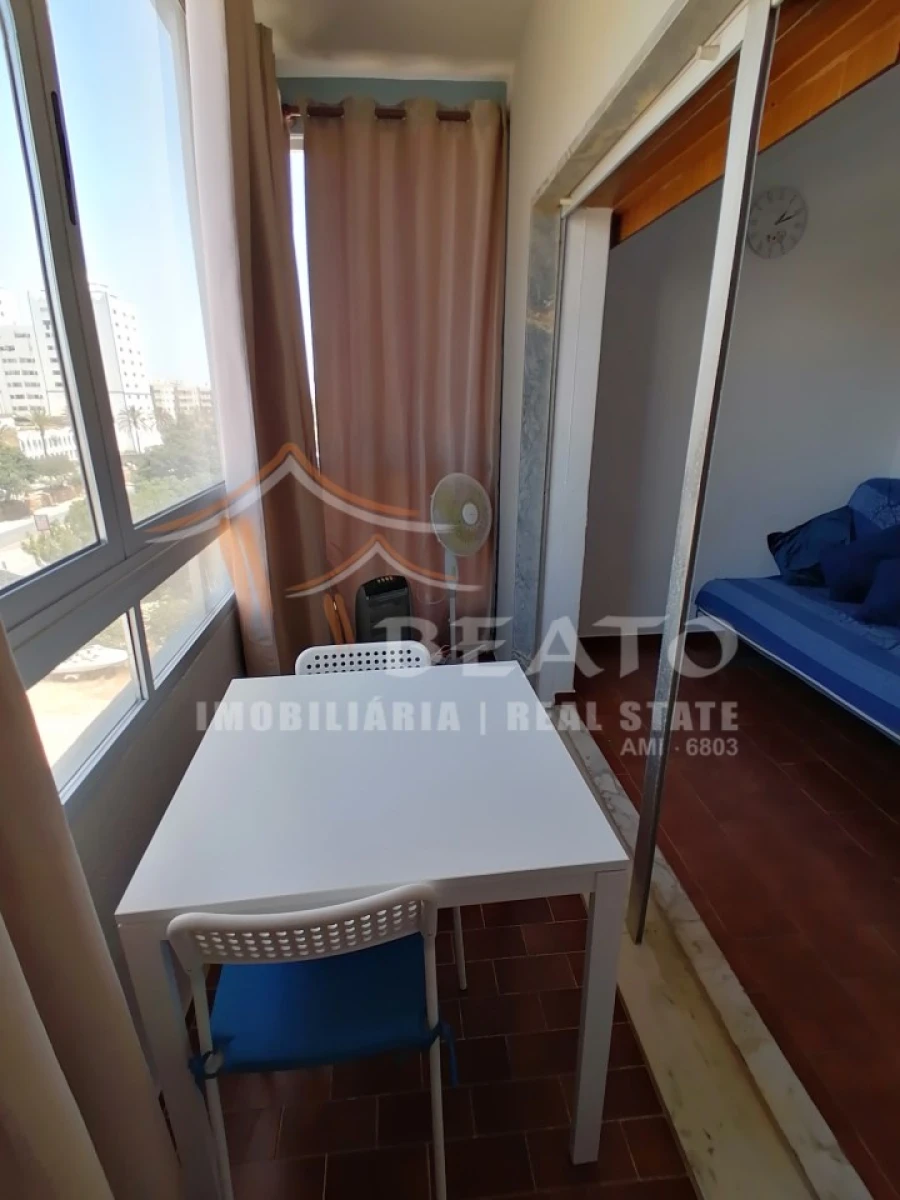 Apartamento T1 para Arrendamento férias em Portimão Foto 6