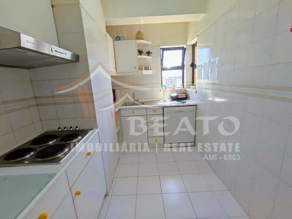 Apartamento T1 para Arrendamento férias em Portimão Foto 11