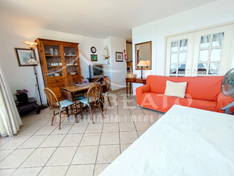 Apartamento T1 para Arrendamento férias em Portimão Foto 9