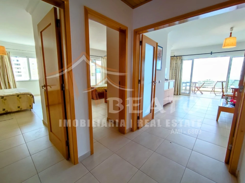Apartamento T2 para Arrendamento férias em Portimão Foto 7