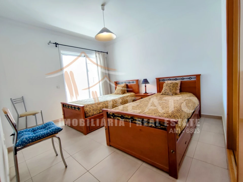 Apartamento T2 para Arrendamento férias em Portimão Foto 10