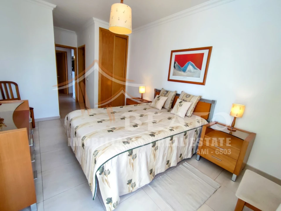 Apartamento T2 para Arrendamento férias em Portimão Foto 14