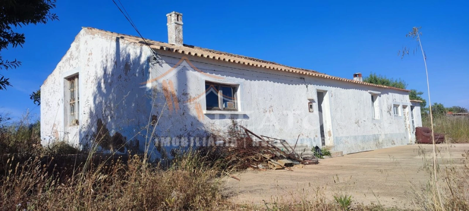 Terreno Misto para Venda em Estômbar e Parchal Foto 1
