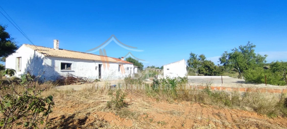 Terreno Misto para Venda em Estômbar e Parchal Foto 2