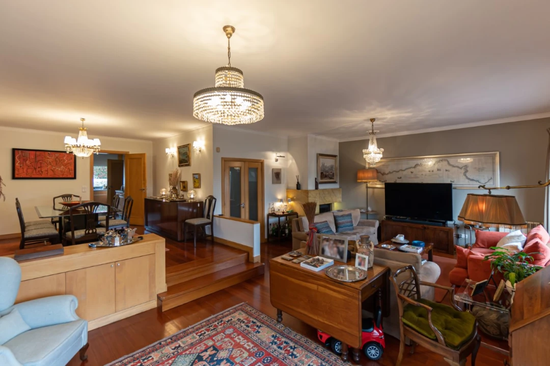 Moradia T5 para Venda em Aldoar, Foz do Douro e Nevogilde Foto 11