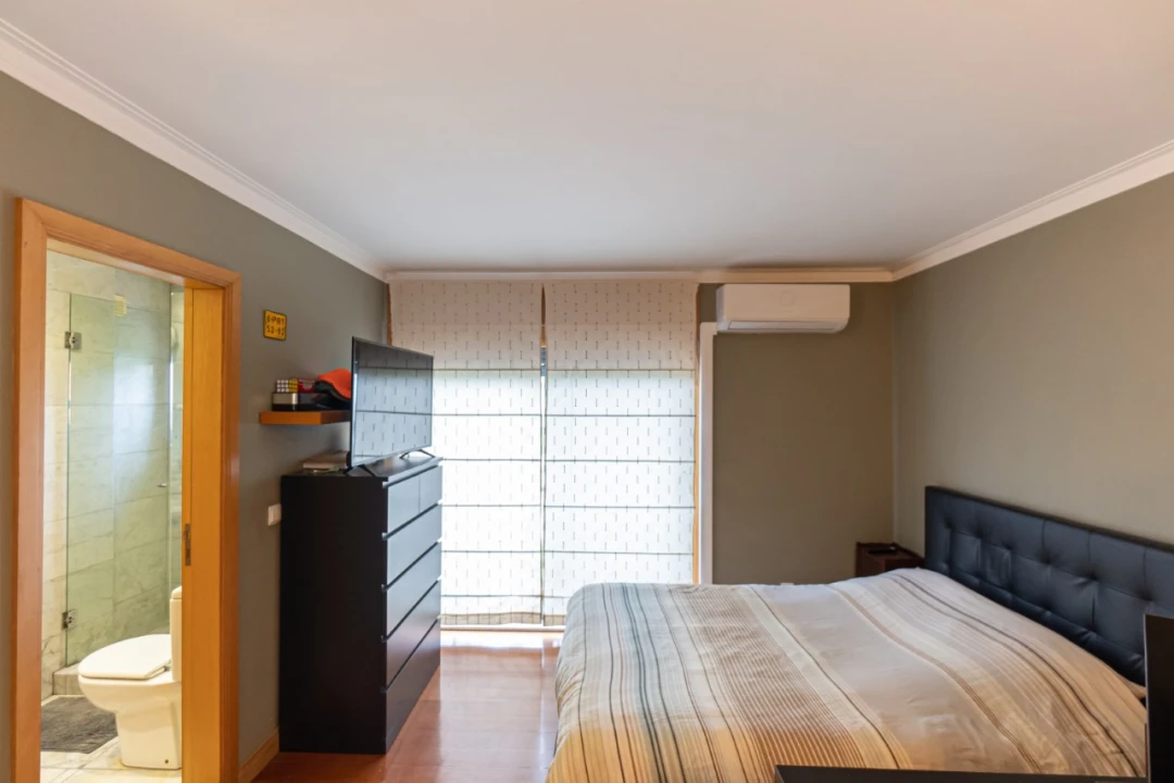 Moradia T5 para Venda em Aldoar, Foz do Douro e Nevogilde Foto 40