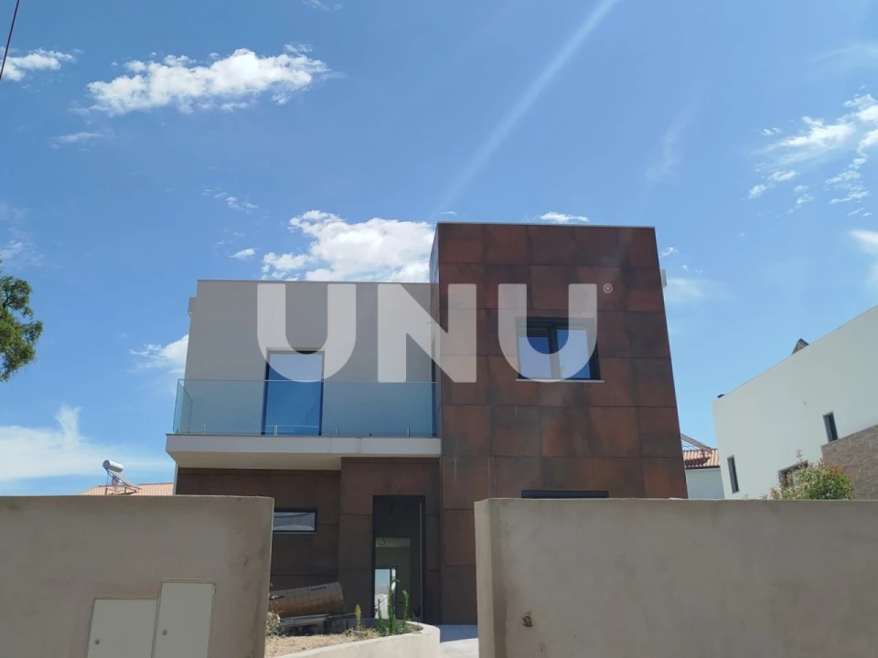 Moradia T4 para Venda em Castelo Branco Foto 1