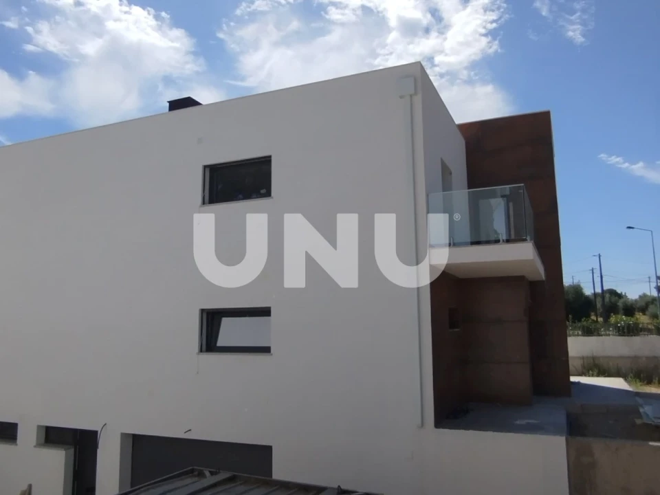 Moradia T4 para Venda em Castelo Branco Foto 2