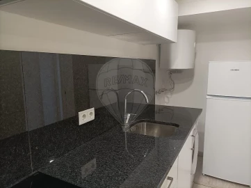 Apartamento T1 para Venda em Mafamude e Vilar do Paraíso