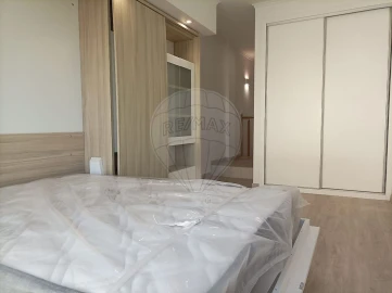 Apartamento T1 para Venda em Mafamude e Vilar do Paraíso