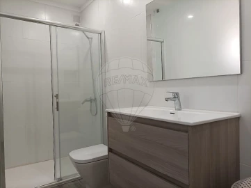Apartamento T1 para Venda em Mafamude e Vilar do Paraíso