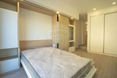 Apartamento T1 para Venda em Mafamude e Vilar do Paraíso