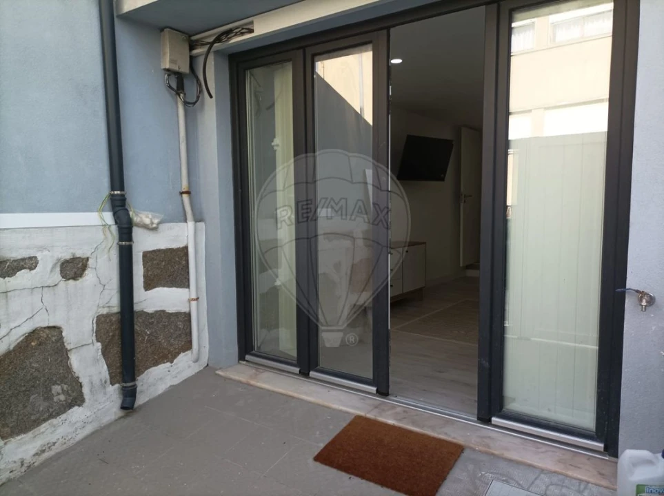 Apartamento T1 para Venda em Mafamude e Vilar do Paraíso Foto 6