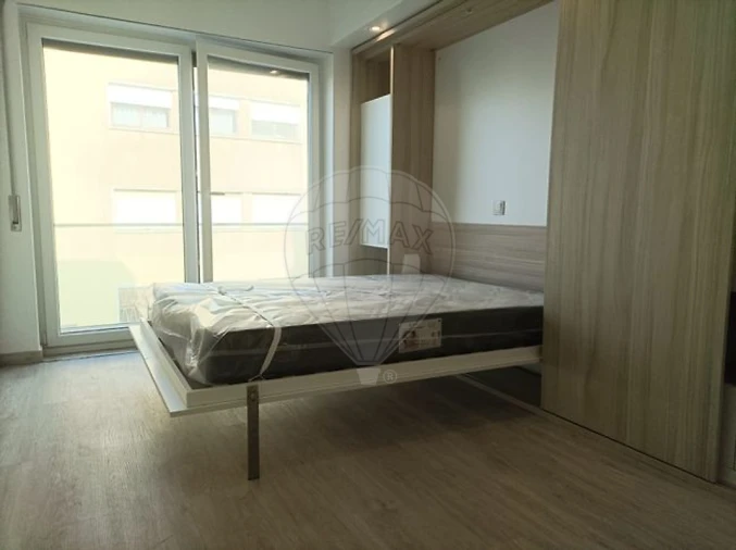 Apartamento T1 para Venda em Mafamude e Vilar do Paraíso Foto 13
