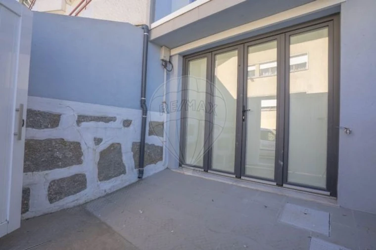 Apartamento T1 para Venda em Mafamude e Vilar do Paraíso Foto 5