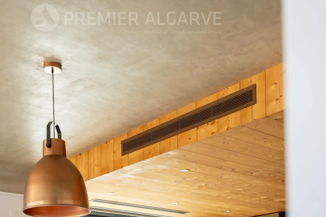 Moradia T4 para Venda em Montenegro Foto 15