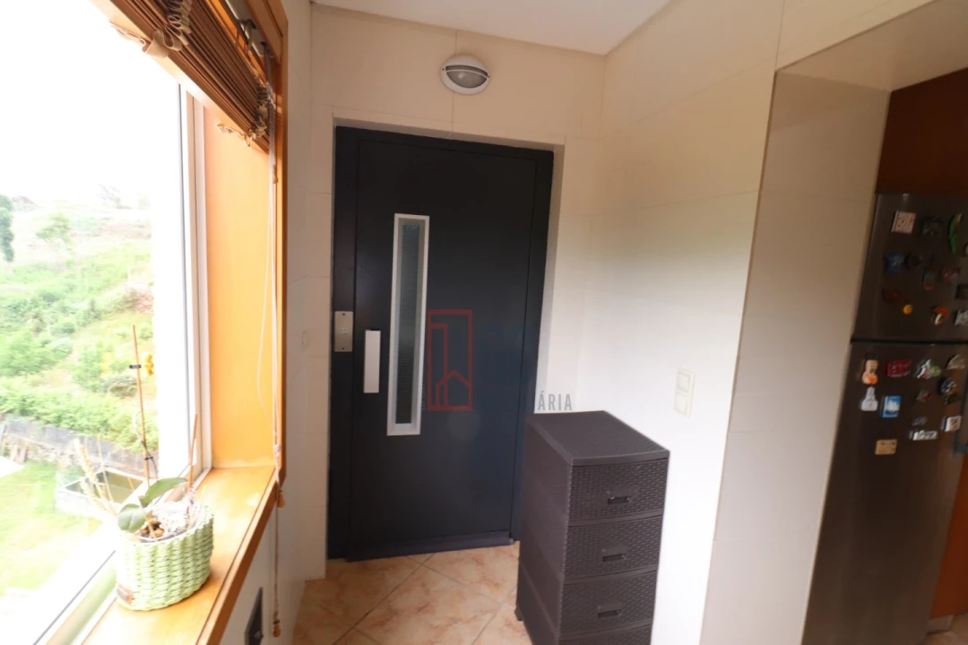Moradia T5 para Venda em Paços de Brandão Foto 17