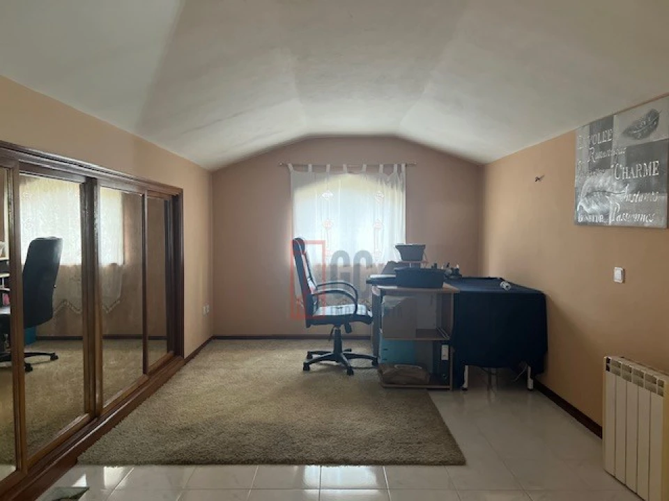 Moradia T5 para Venda em Paços de Brandão Foto 19