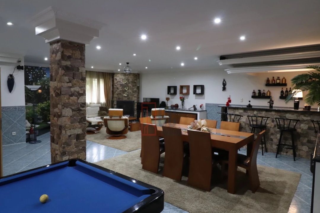 Moradia T5 para Venda em Paços de Brandão Foto 31