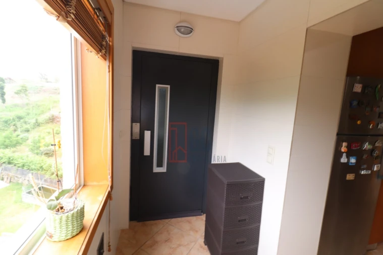 Moradia T5 para Venda em Paços de Brandão Foto 17
