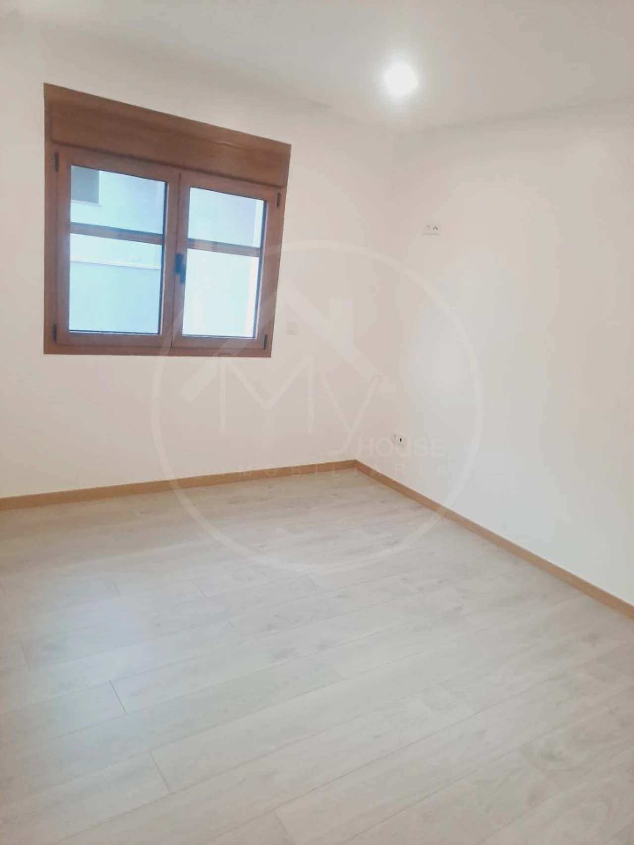 Moradia T4 para Venda em Bustelo Foto 9