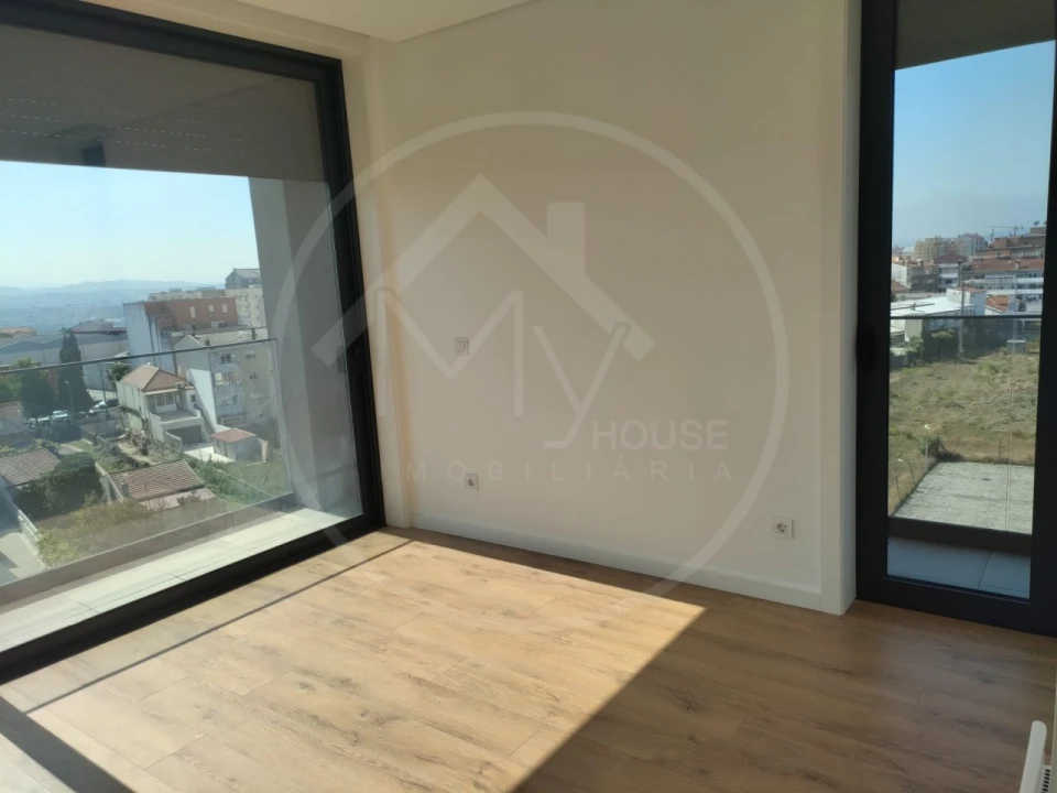 Apartamento para Venda em Pedrouços Foto 7