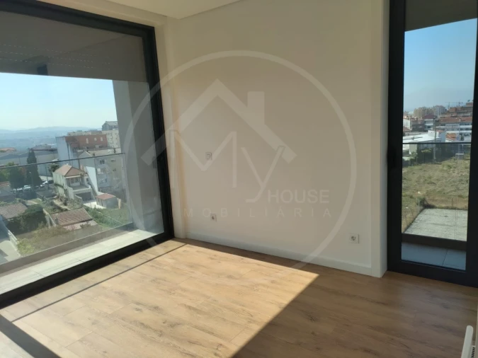 Apartamento para Venda em Pedrouços Foto 7