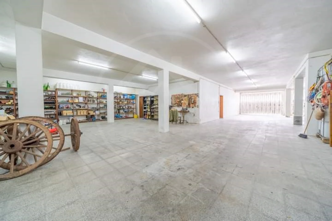 Moradia T5 para Venda em Santo Adrião de Vizela Foto 18