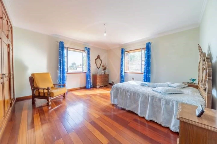 Moradia T5 para Venda em Santo Adrião de Vizela Foto 10