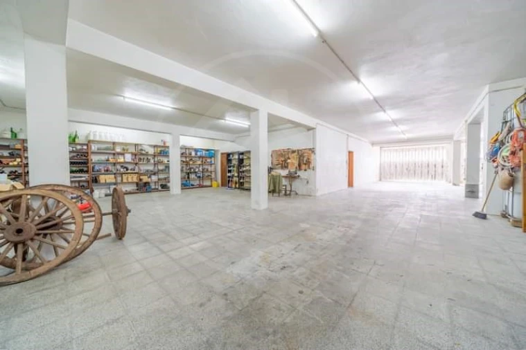 Moradia T5 para Venda em Santo Adrião de Vizela Foto 18