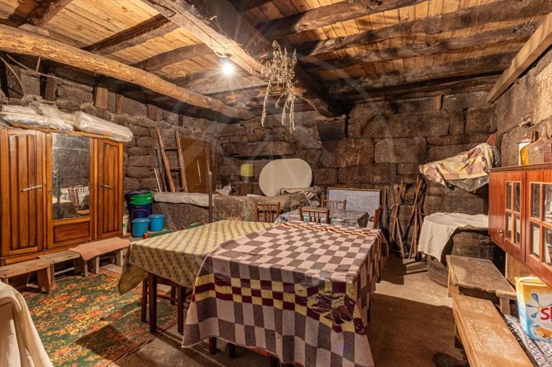 Moradia T6 para Venda em Vreia de Jales Foto 14