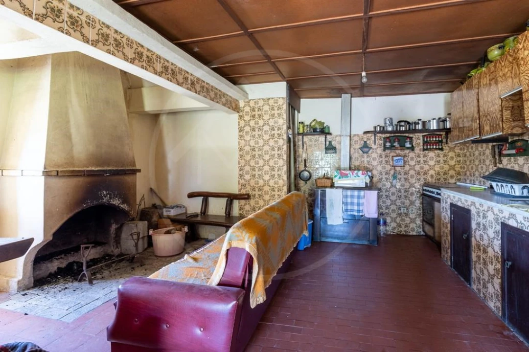 Moradia para Venda em Telões Foto 5