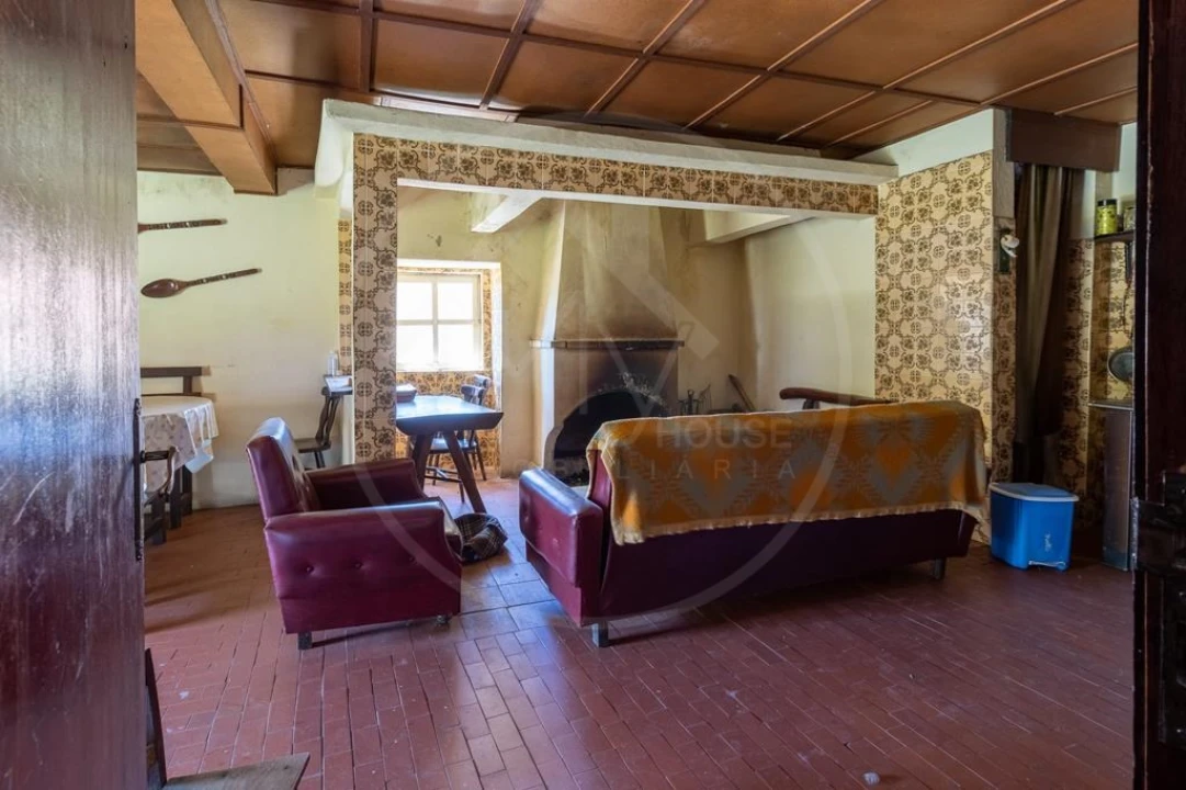 Moradia para Venda em Telões Foto 6