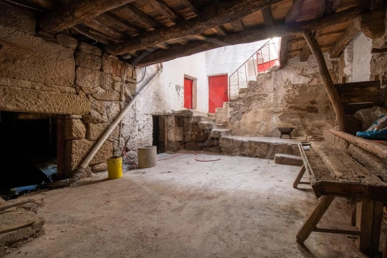 Moradia para Venda em Telões Foto 19