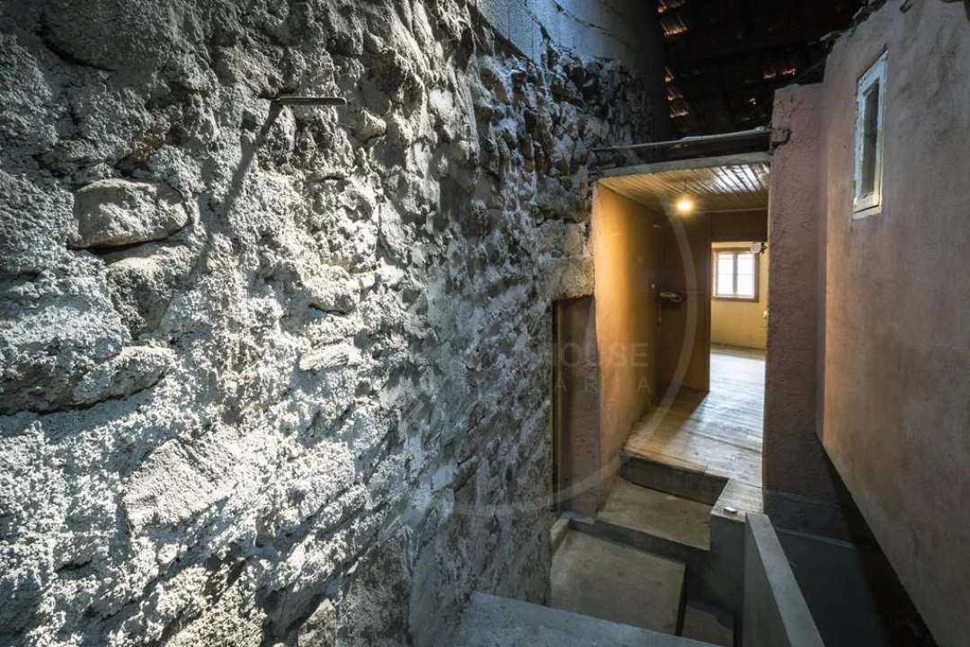 Moradia T4 para Venda em Vreia de Jales Foto 4