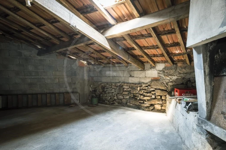 Moradia T4 para Venda em Vreia de Jales Foto 8