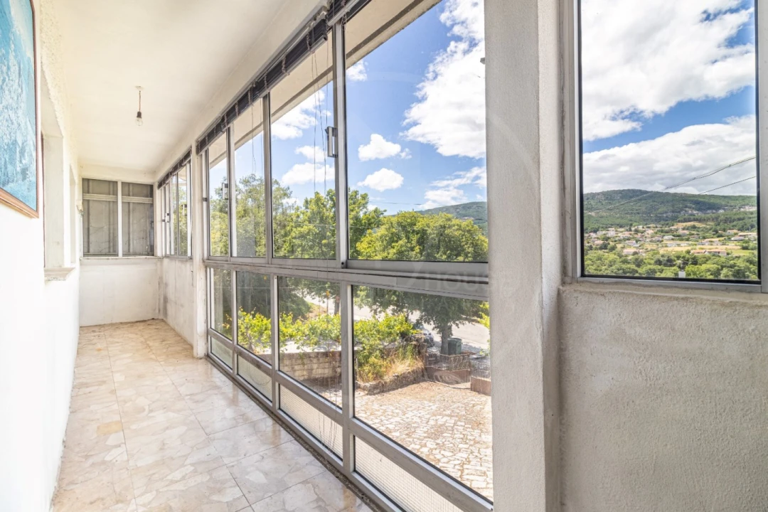 Moradia T3 para Venda em Bornes de Aguiar Foto 10