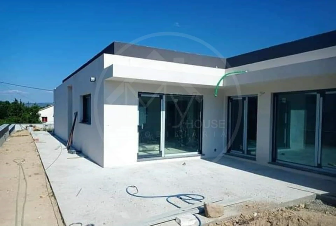 Moradia T3 para Venda em Santa Cruz/Trindade e Sanjurge Foto 3