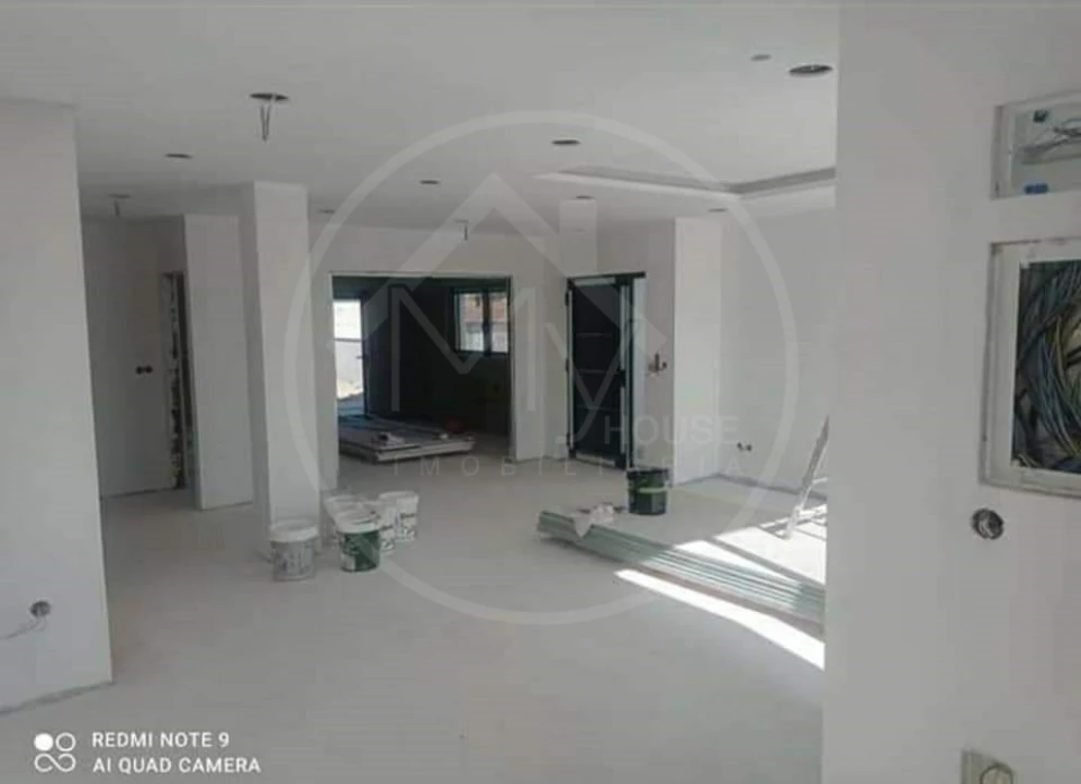 Moradia T3 para Venda em Santa Cruz/Trindade e Sanjurge Foto 6