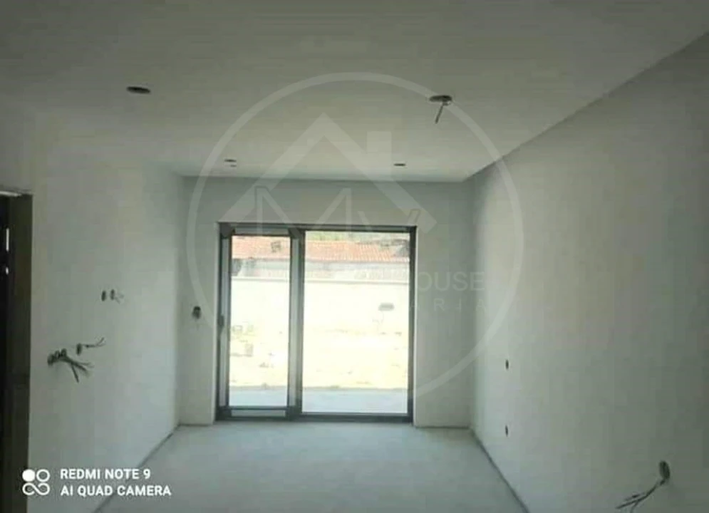 Moradia T3 para Venda em Santa Cruz/Trindade e Sanjurge Foto 12